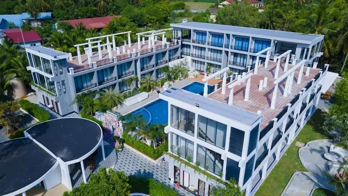 Hotel exterior and pool from above
